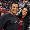 Knicks security turns away Ramaswamy as he tries to campaign at Cavs' playoff blowout: report