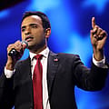 Vivek Ramaswamy’s luxury jet travel continues to fuel criticism in Ohio governor’s race
