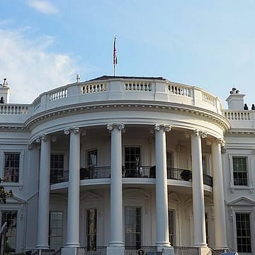 CNN, MS Now, Politico sue Trump over White House ban
