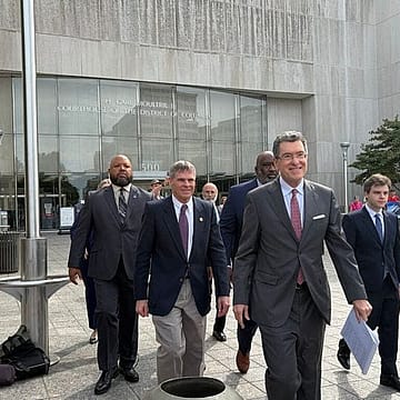Judge criticizes Trump pressure on prosecutors on reflecting pool vandalism charges
