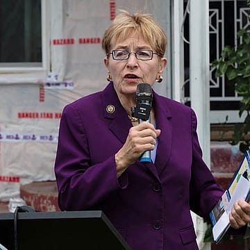 Rep. Marcy Kaptur hospitalized after Toledo hit-skip crash