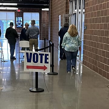 Ohio voters are mad as hell, but will they actually hold any politicians accountable in November?