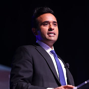Vivek Ramaswamy’s private jet habit goes international with Paris trip on Fourth of July