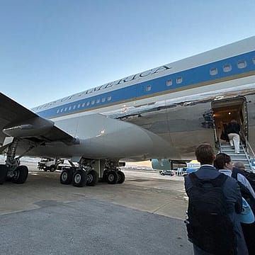 Trump taken via catering truck to secret flight amid Iran threats, report says