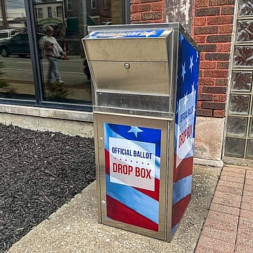 States that won’t obey Trump order will have their mail ballots halted, postmaster says