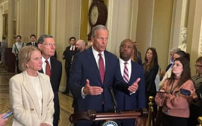 Republicans push $70B for immigration enforcement through US Senate, with no limits on ICE