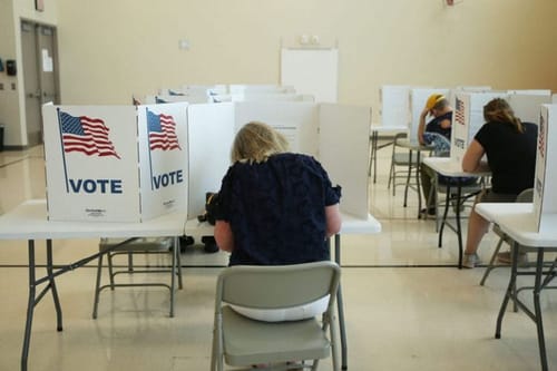 Trump administration rules out mass ICE enforcement at the polls in midterms