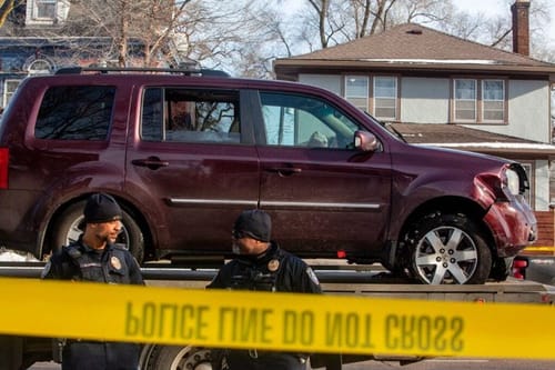 Immigration agents are still shooting people in cars