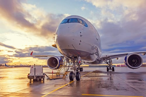 ICE deportation flights surge at Ohio’s Akron-Canton Airport as unpaid landing fees mount