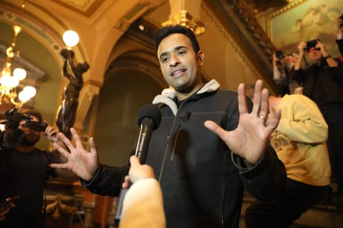 Ramaswamy backs investing Ohio public funds in Bitcoin. Critics recall an earlier exotic-asset bet that became Coingate.