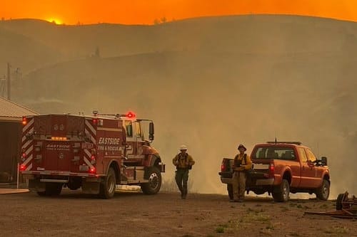 Wildfire veterans fear federal tactics, extreme fires could put crews at risk