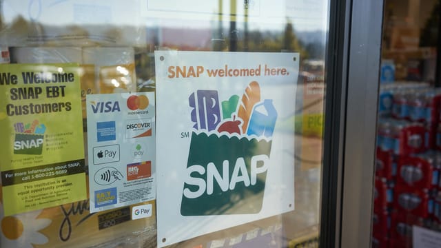 One year after biggest SNAP cuts ever, 100,000 Ohioans without help, state bracing for costs