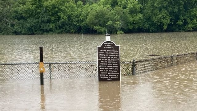 Feds increasingly leave local governments hanging when climate disasters hit, report finds