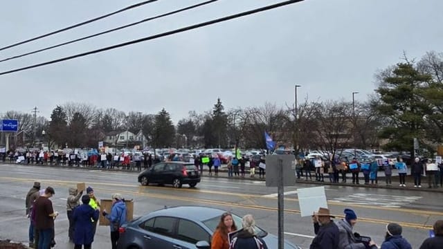 In the wake of ICE shooting, protests in Ohio, preparation for more raids