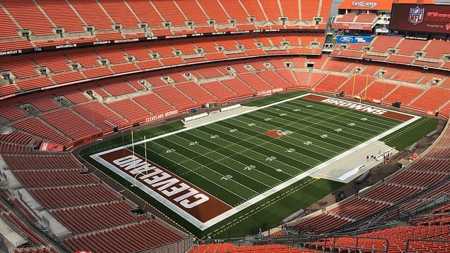 Judge won’t block Ohio’s plan for new Cleveland Browns stadium, won’t dismiss case against it either