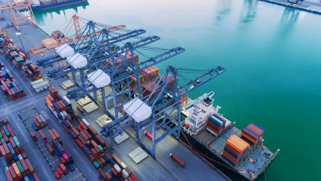 US Senate Democrats demand Trump administration refund tariff payments to businesses