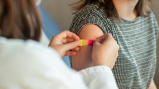 Measles cases rise amid holiday travel