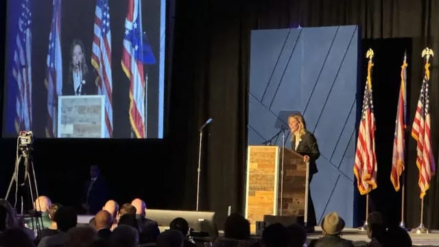 ‘Bases loaded’: Ohio Democrats embrace rare optimism at fundraising gala