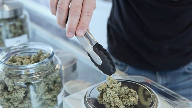 Ohio Republican lawmakers again seek to override voters on legal weed law in blatant cash-grab