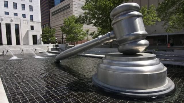 Ohio Supreme Court: Victim can’t file delayed appeal, despite initial legal confusion