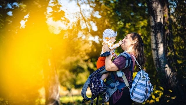 Paid family leave benefits Ohio economy as well as families, group says