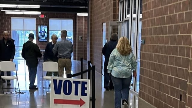 Ohio voters are mad as hell, but will they actually hold any politicians accountable in November?