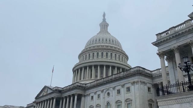 Spending deal freezes Trump proposal to gain power over federal grants, extends highway law