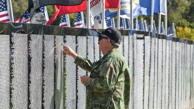 Seneca East Schools host Vietnam Traveling Memorial Wall