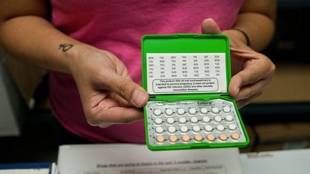 Red and blue states pass laws to protect contraception access