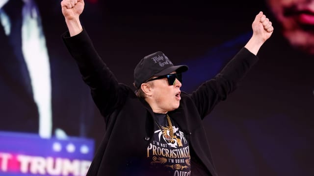 The 15 richest Americans got 33% richer in 2025 — far outpacing average Ohioans