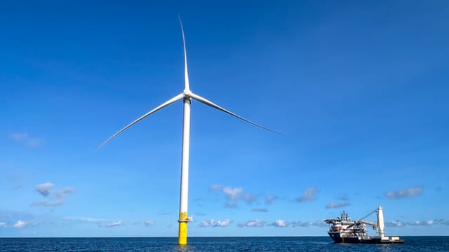 Trump administration will pay $1B to block 2 offshore wind farms