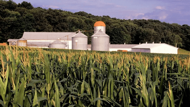 This Ohio county banned wind and solar. Now, residents are pushing back.