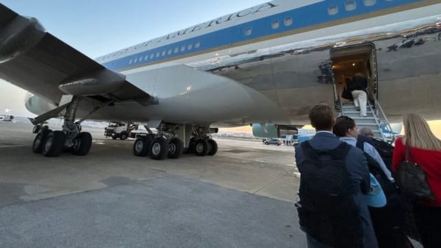 Trump taken via catering truck to secret flight amid Iran threats, report says