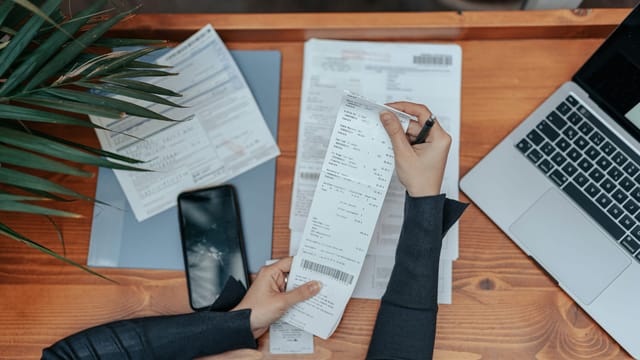 Voters in midterm elections identify a culprit for rising cost of living: Trump’s tariffs