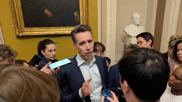 War powers resolution fails in US Senate after 2 Republicans flip, Vance breaks tie