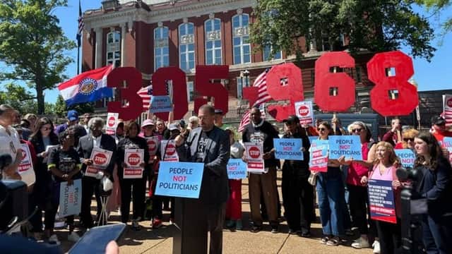 ‘Are they going to roll over?’: Gerrymandering fights reach state high courts