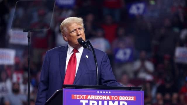 After years of promises, Trump still has no healthcare plan