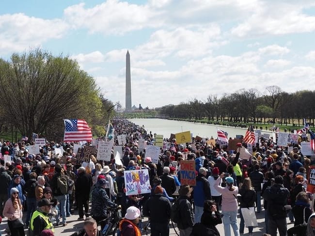 Thousands marched near the Reflecting Pool at the Lincoln Memorial during a No Kings Day rally in Washington, D.C., on Saturday, March 28, 2026. (Photo by Ashley Murray)