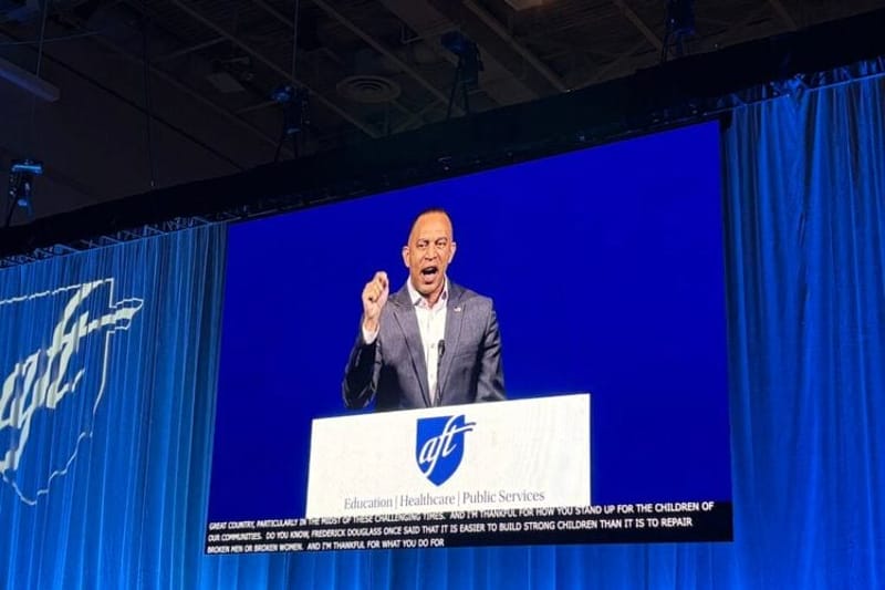 U.S. House Democratic Leader Hakeem Jeffries speaks at the American Federation of Teachers national convention in Washington, D.C., on July 16, 2026. (Photo by Amelia Twyman/States Newsroom)