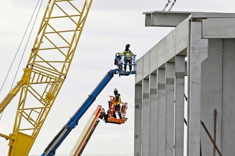 Crews work on a data center construction. (Photo by Dan Koeck, States Newsroom.)