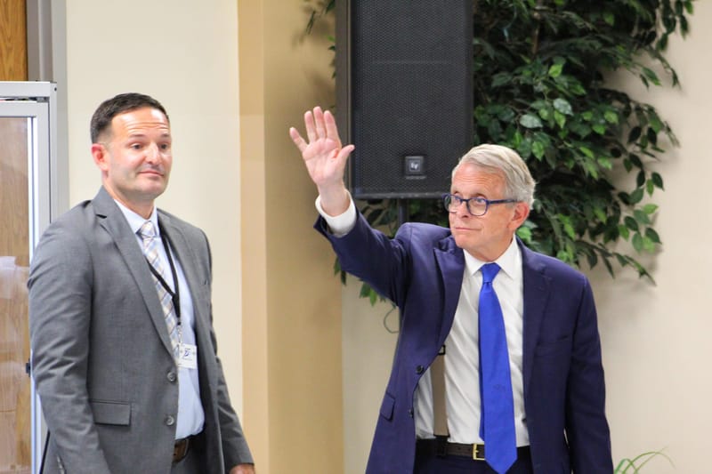 Ohio Governor Mike DeWine visiting Pickaway-Ross Career and Technology Center in Chillicothe, Ohio. (Photo by Jason H. Salley via Wikimedia Commons. Licensed under Creative Commons BY 3.0.)