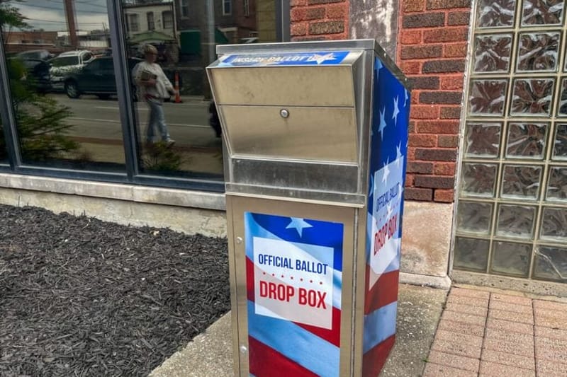 Ahead of the May 2024 primary, a drop box for mail-in ballots sits outside the Shelby County Courthouse Annex in Shelbyville, Kentucky. (Photo by McKenna Horsley/Kentucky Lantern)