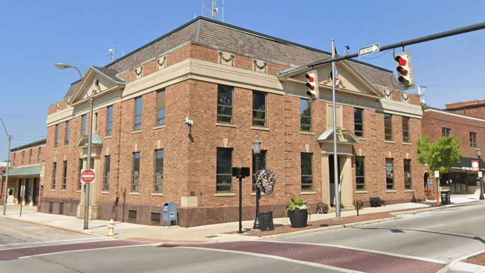 Tiffin City Council advances traffic-signal and sewer projects, adopts 2027 tax budget