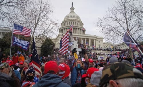 Jan. 6 police officers sue Trump over $1.77B ‘taxpayer-funded slush fund’