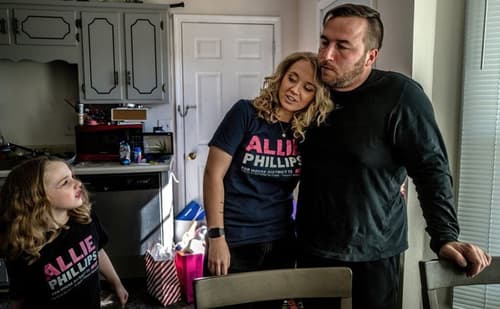 Tennessee court delays trial over abortion ban using new appeals law