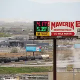 As gas spikes to an average $4 a gallon, Hegseth says Iran ground war still an option