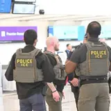 Airport chaos: TSA agents skip work, security lines expand, Trump sends in ICE to assist