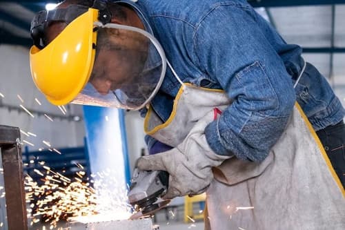 Immigrants contribute billions to Ohio economy, bolster workforce